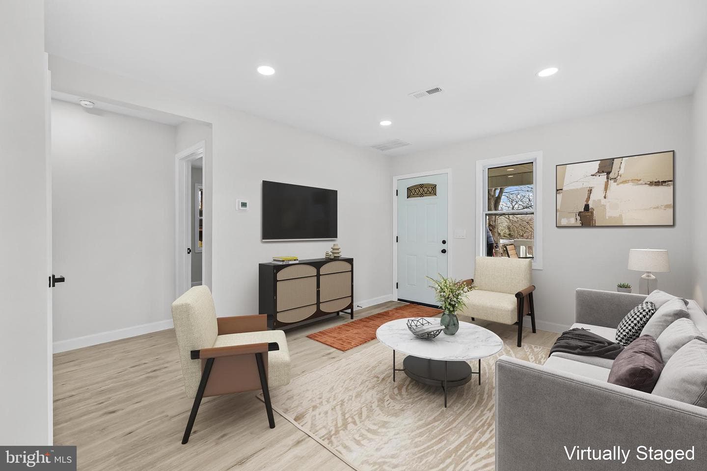 1033 Sunnyside Drive photo 3