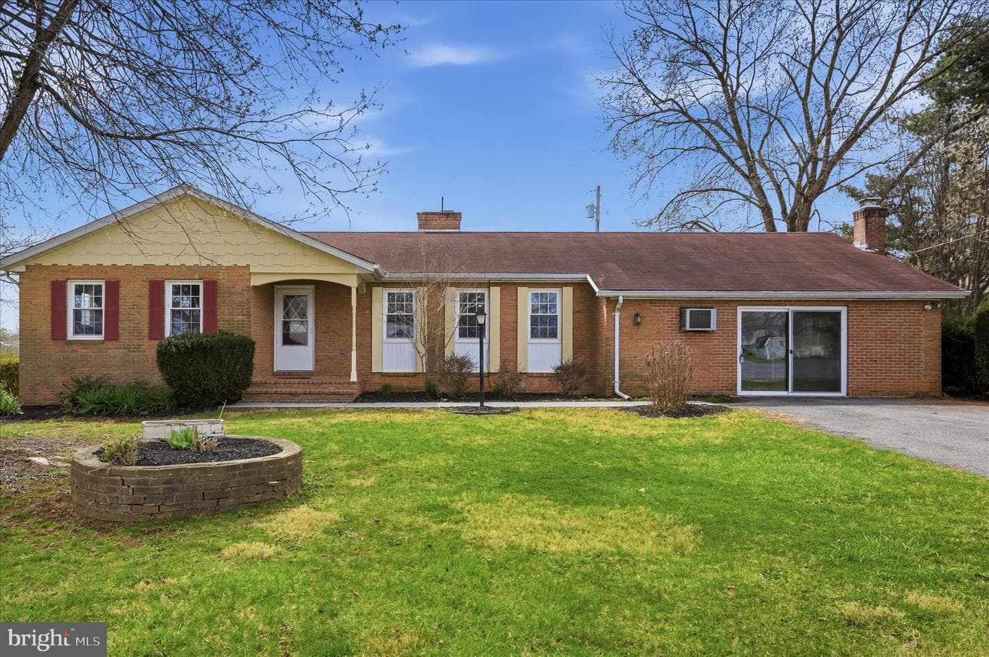 2592 Martinsburg Pike