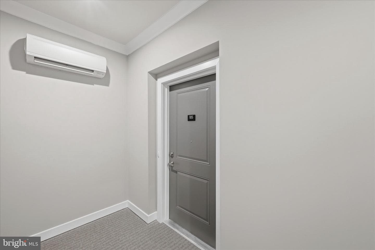 151 Mccormick Circle #105 photo 4