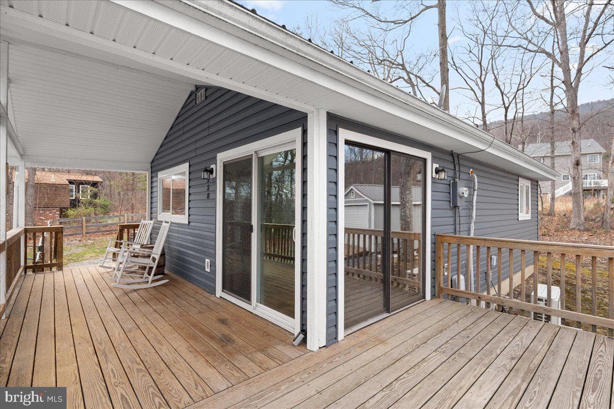 228 Graywolf Trail photo 3