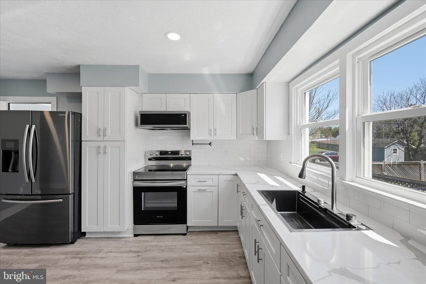 2015 Senseny Road photo 11