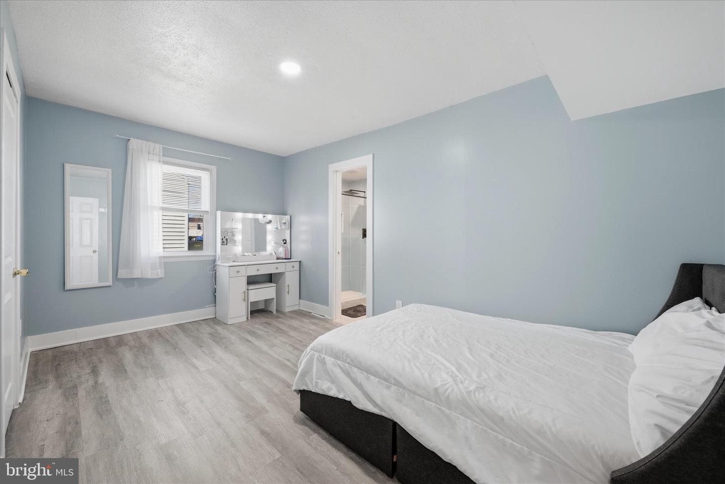 2015 Senseny Road photo 24