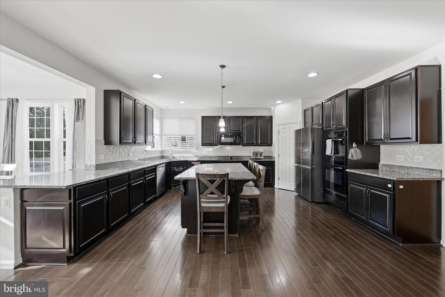 101 Radford Court photo 19