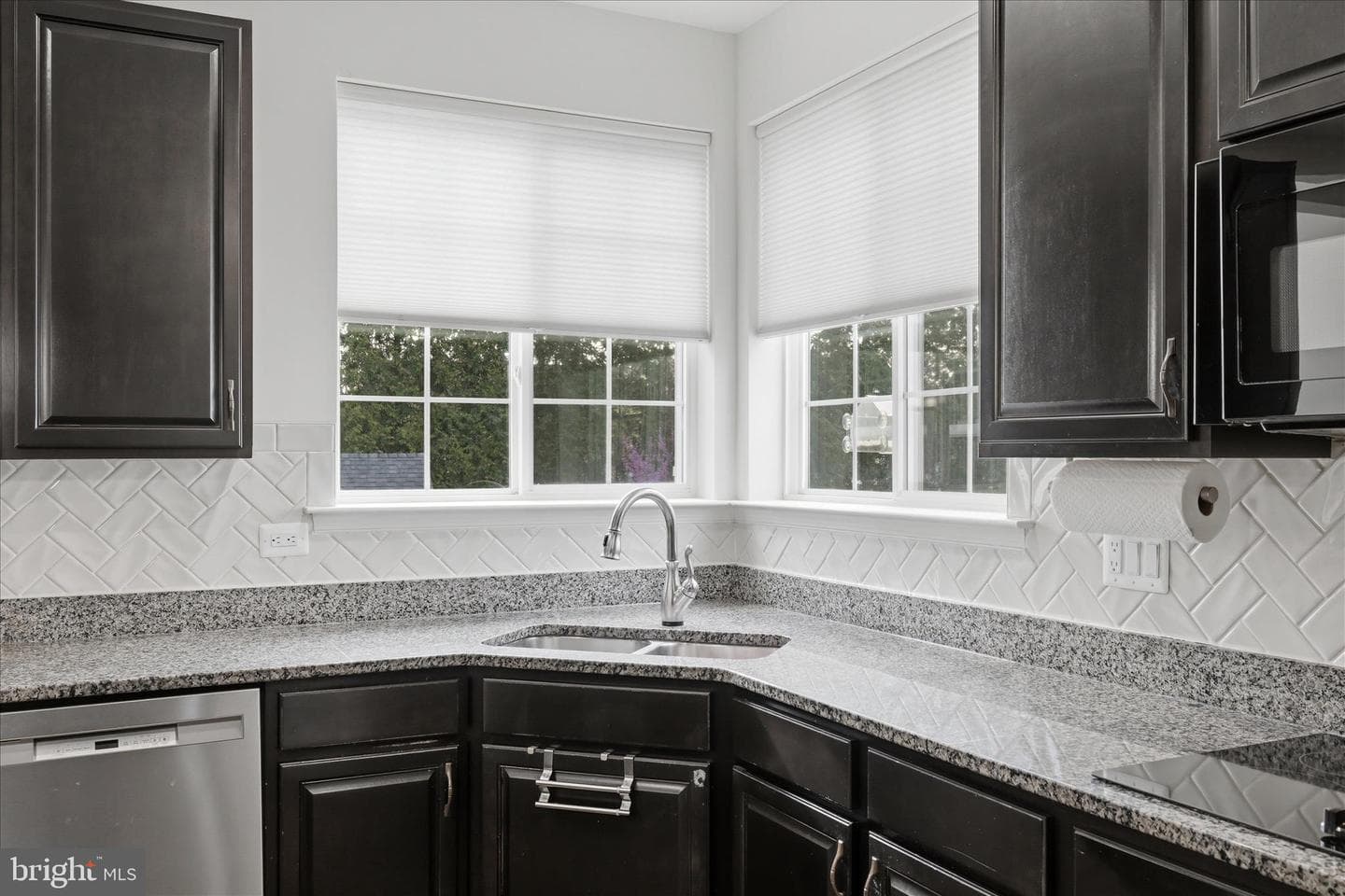 101 Radford Court photo 22