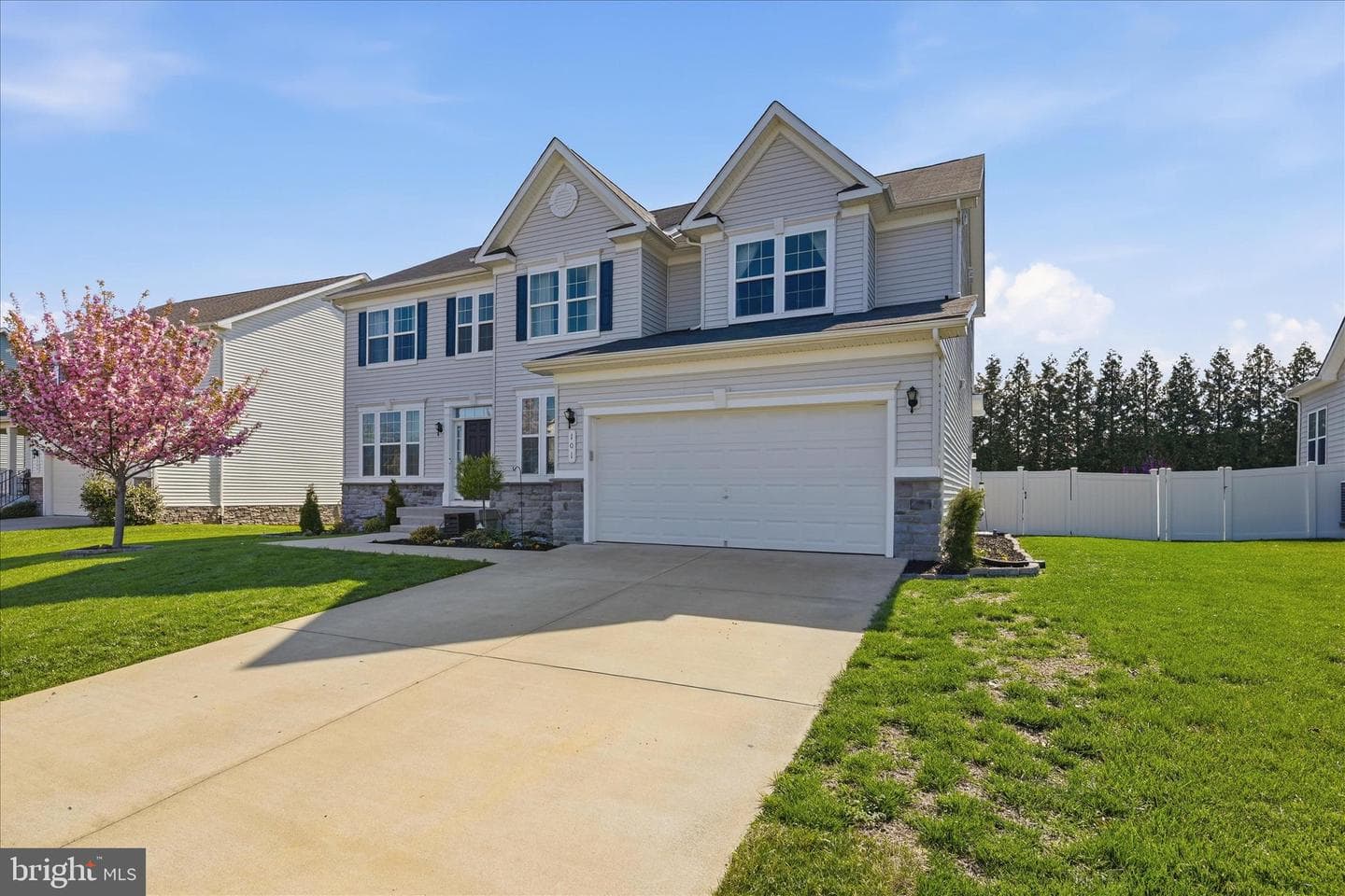 101 Radford Court photo 4