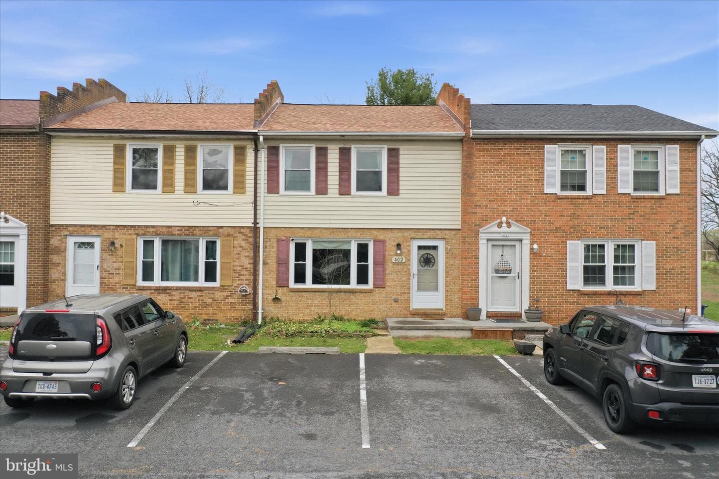 402 Carroll Drive photo 3