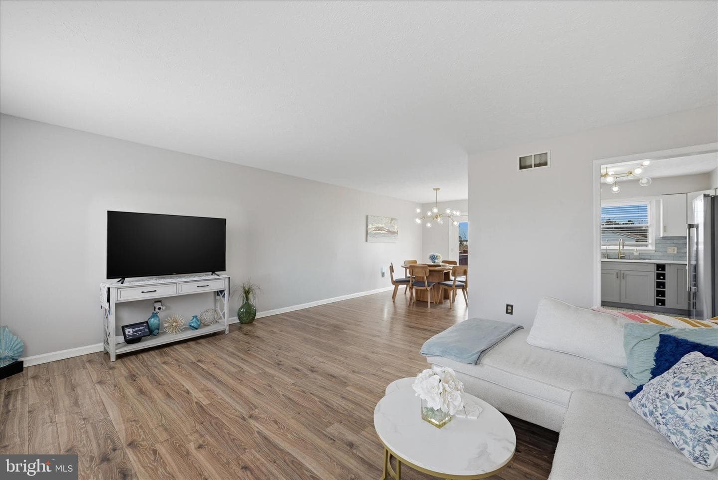 203 Ivory Drive photo 8