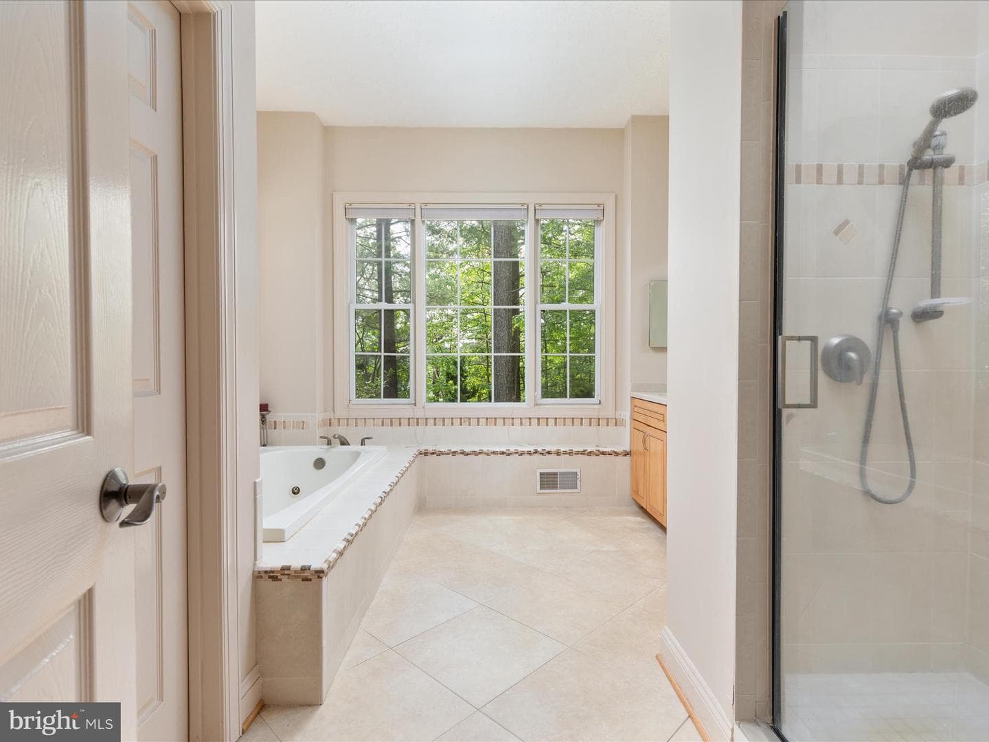 228 Sunset Circle photo 26