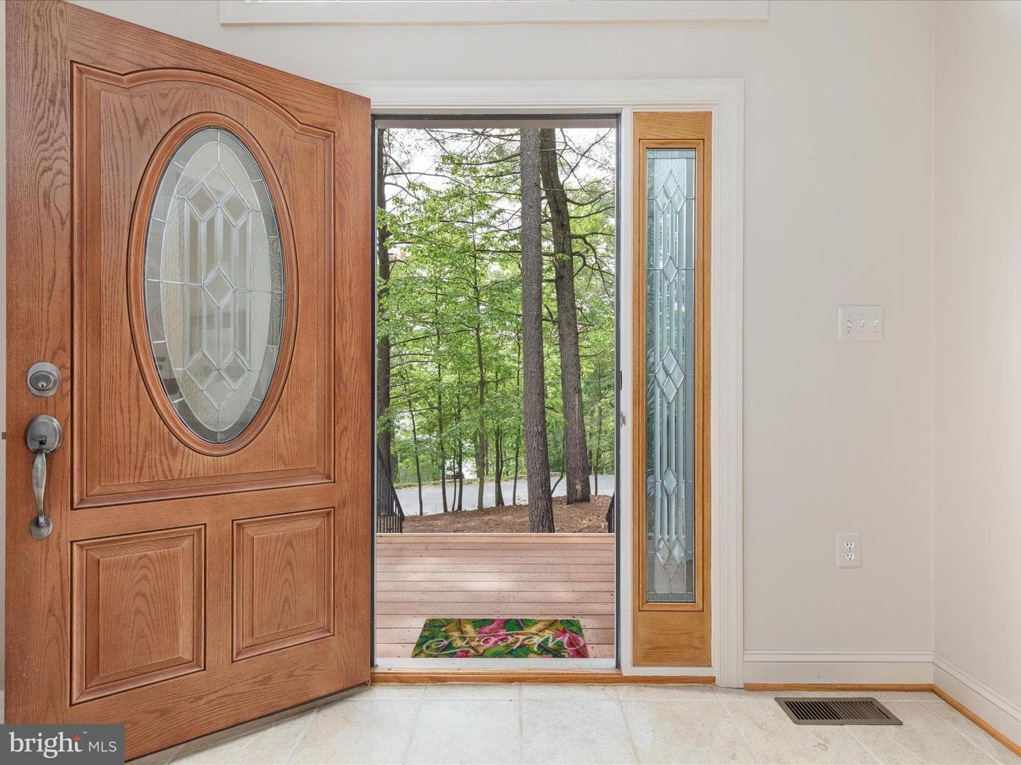 228 Sunset Circle photo 4