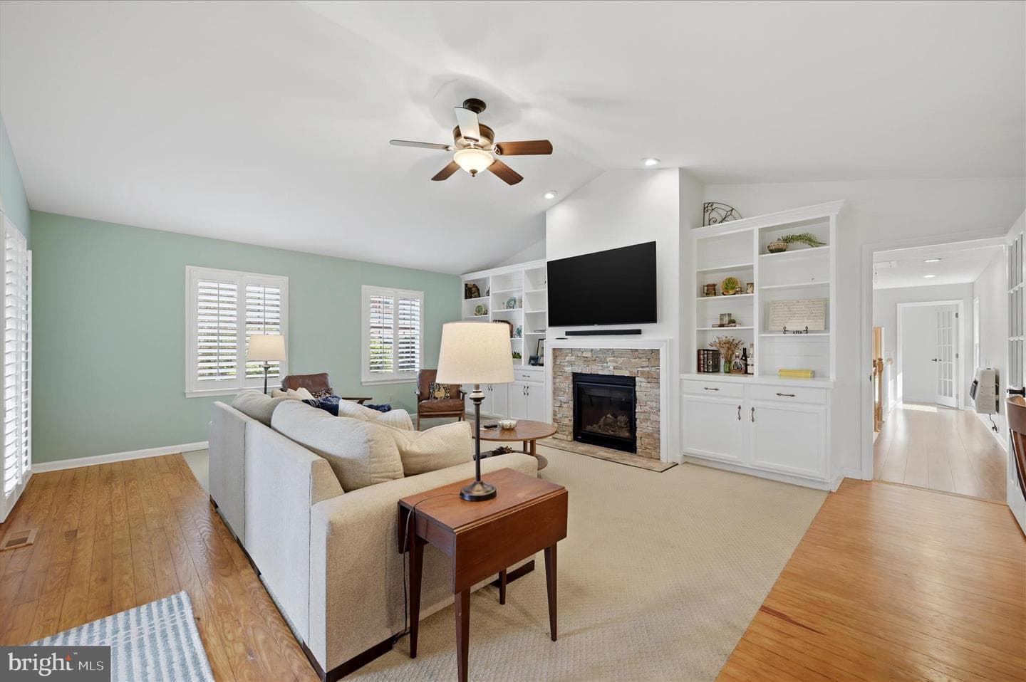410 Valley View Drive photo 8