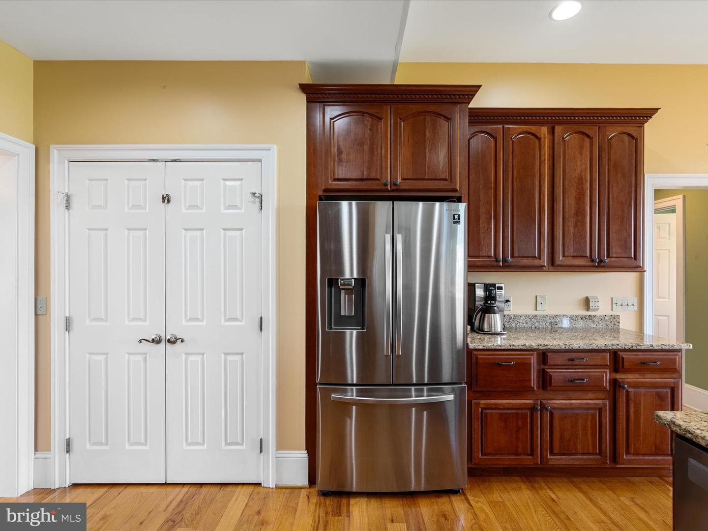 700 Miller Road photo 36