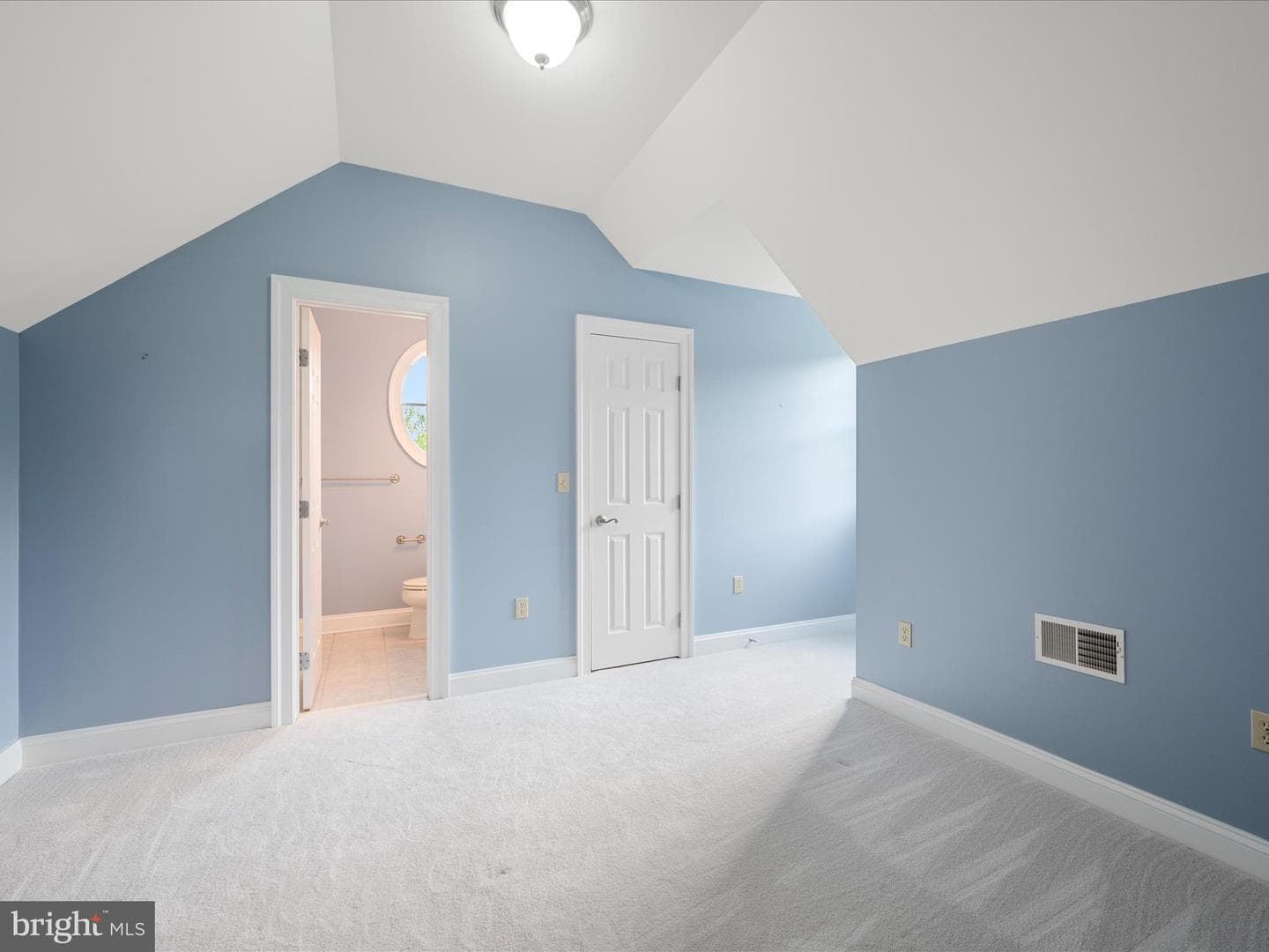 700 Miller Road photo 72