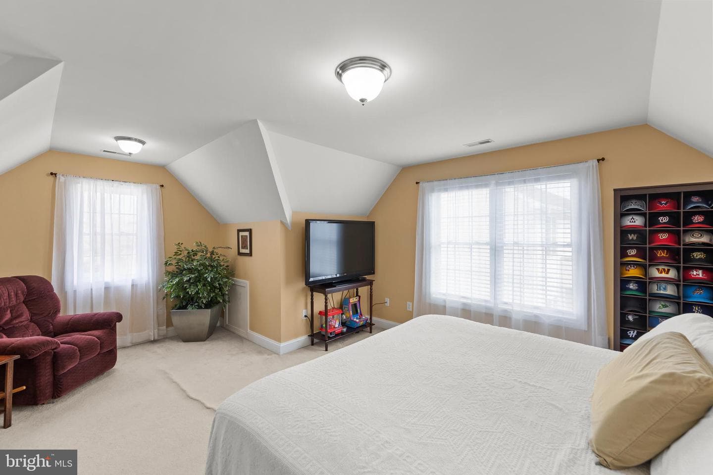 104 Monet Terrace photo 35