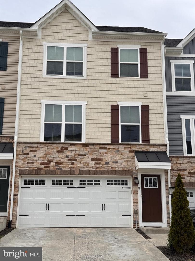 118 Twinleaf Way, Lake Frederick