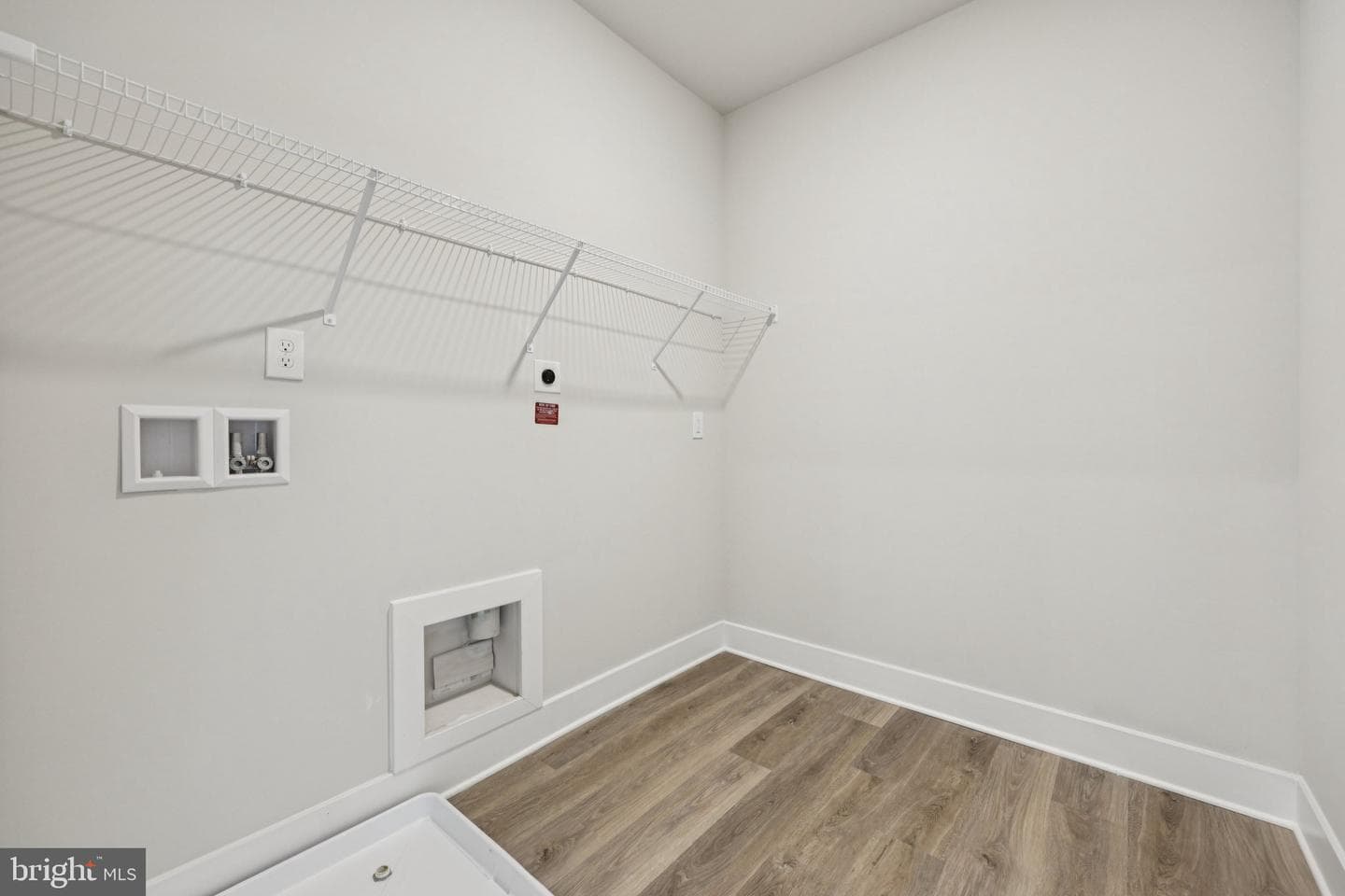 239 Hydrangea Way photo 20