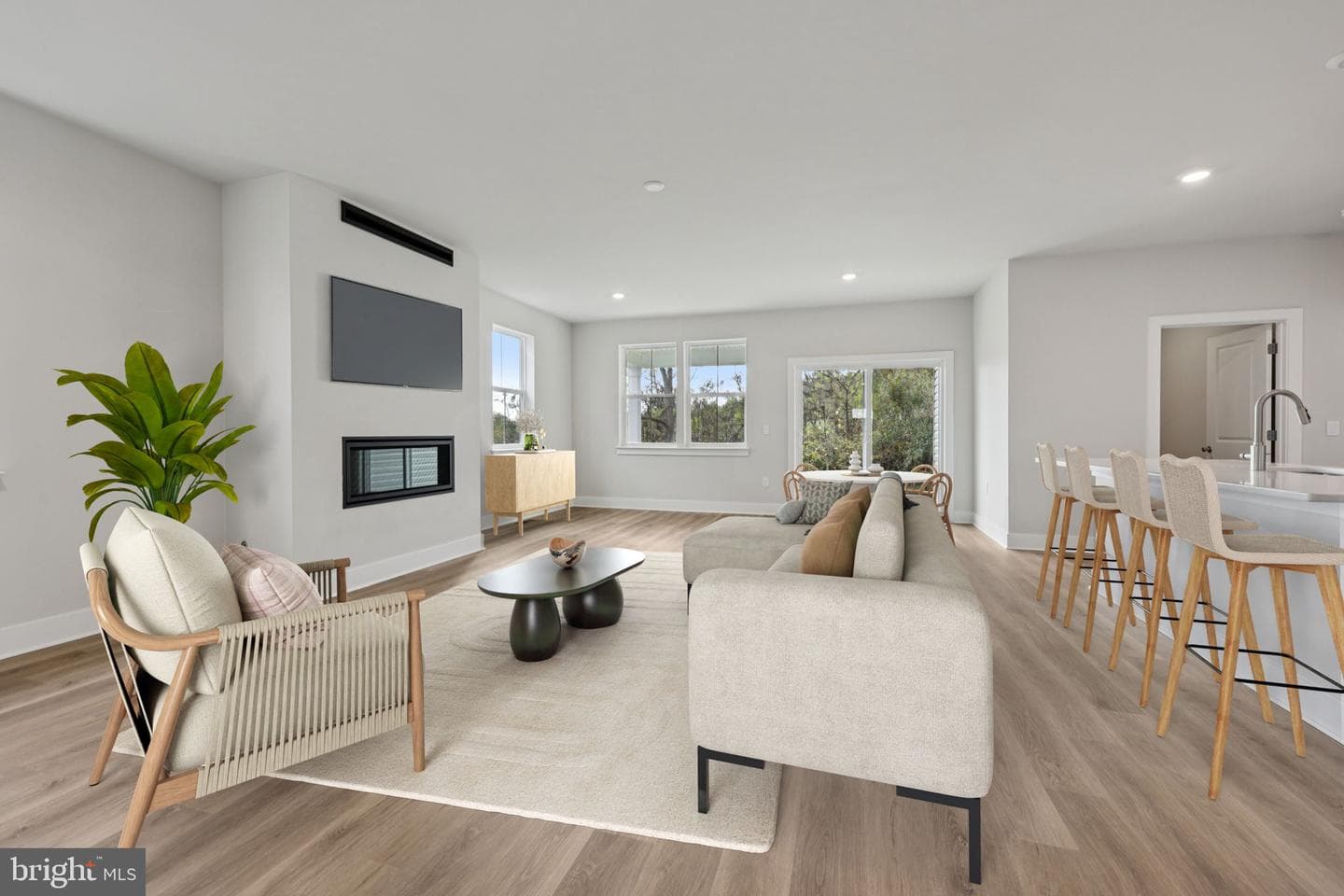 239 Hydrangea Way photo 7