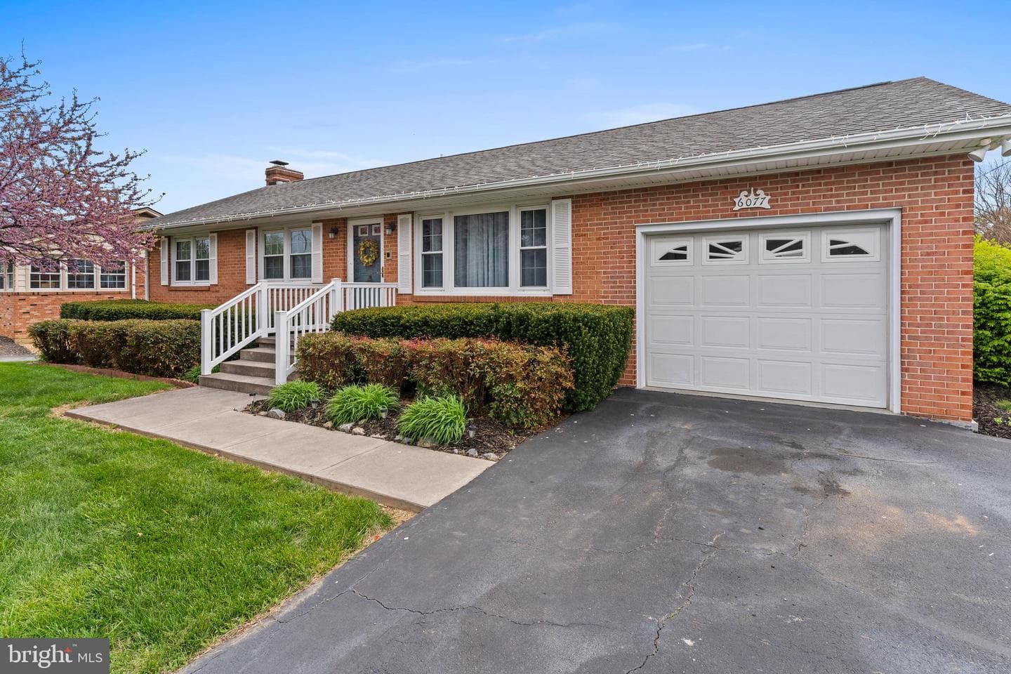 6077 Valley Pike, Stephens City
