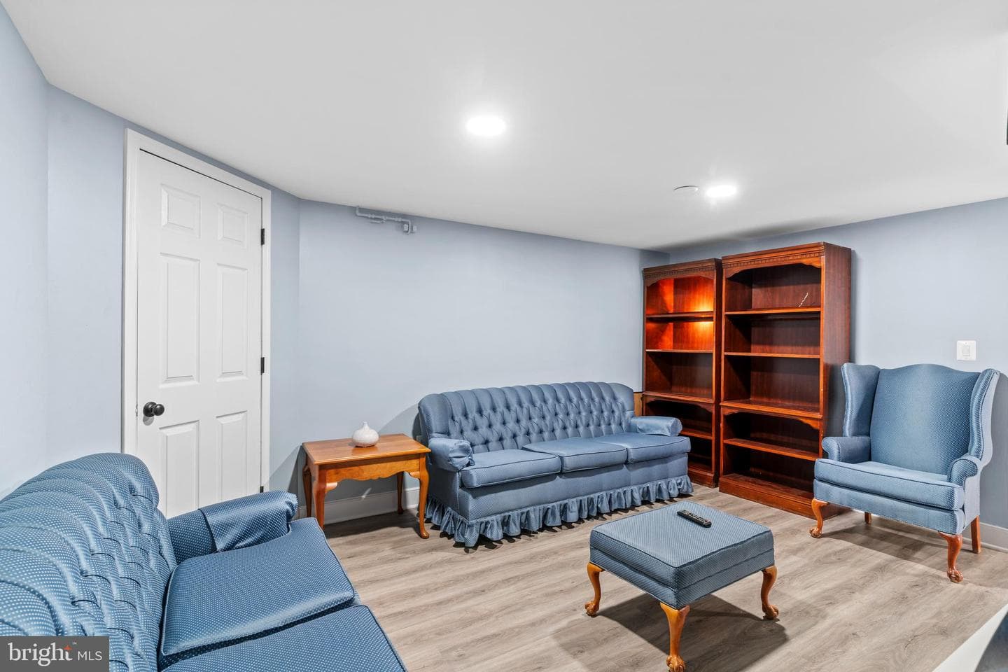 6077 Valley Pike photo 14