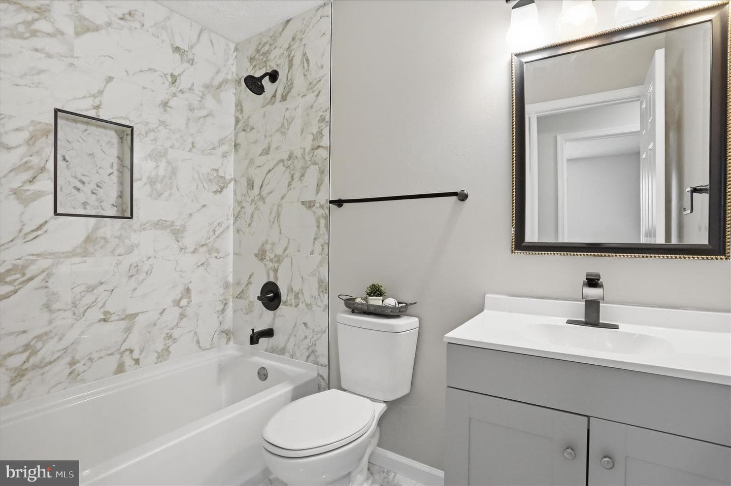 306 Tanager Drive photo 14