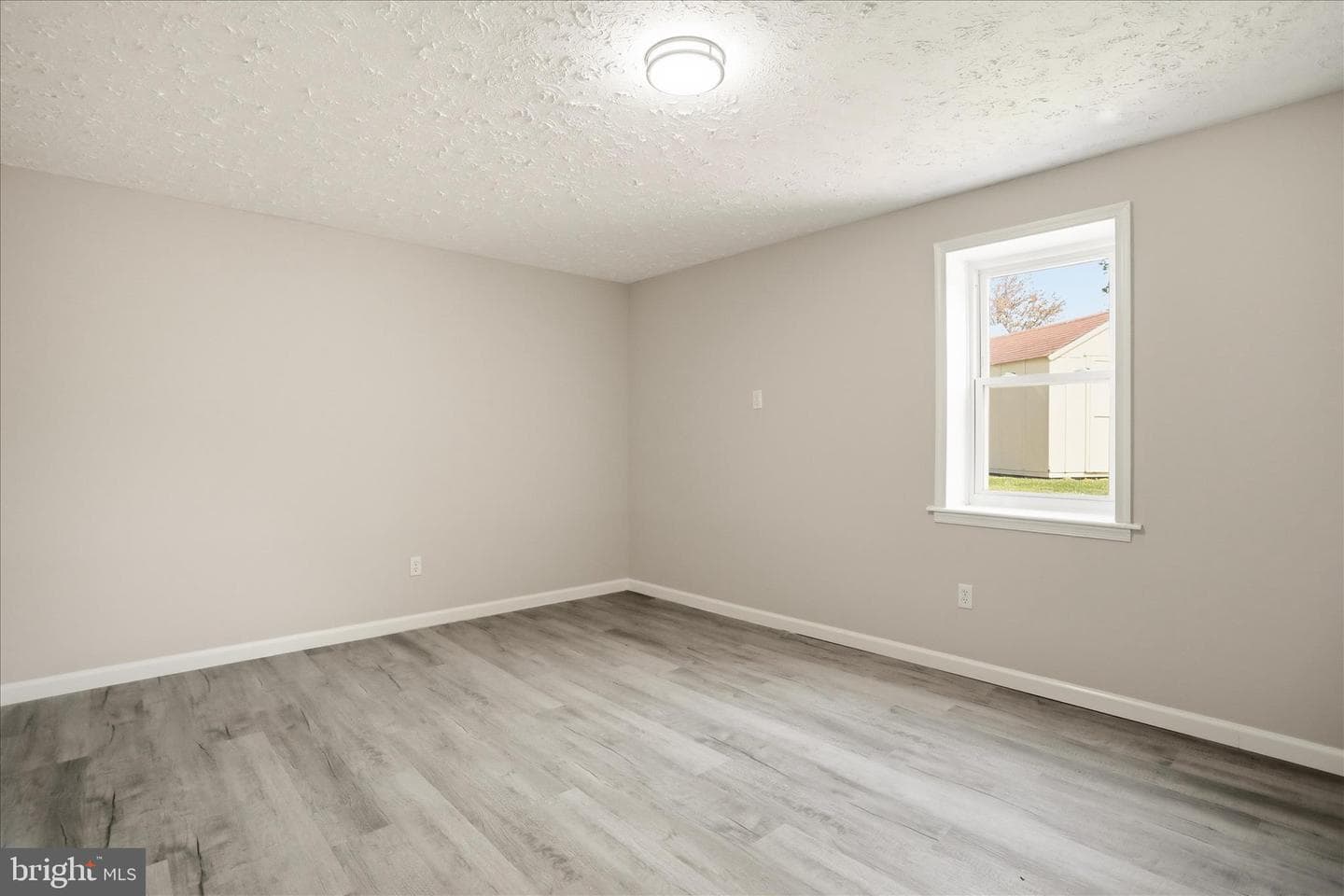 306 Tanager Drive photo 25