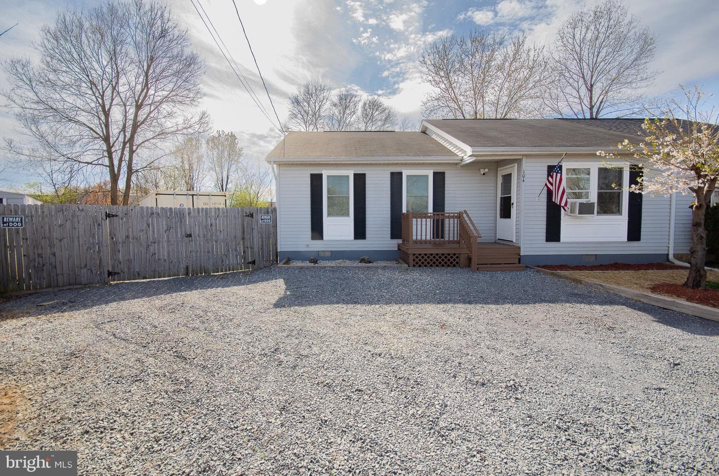 104 Mcneil Place photo 42