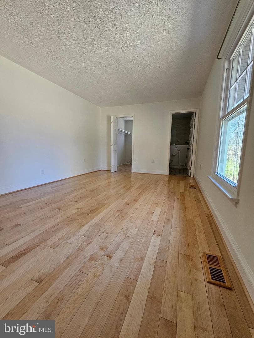274 Woodside Lane photo 16