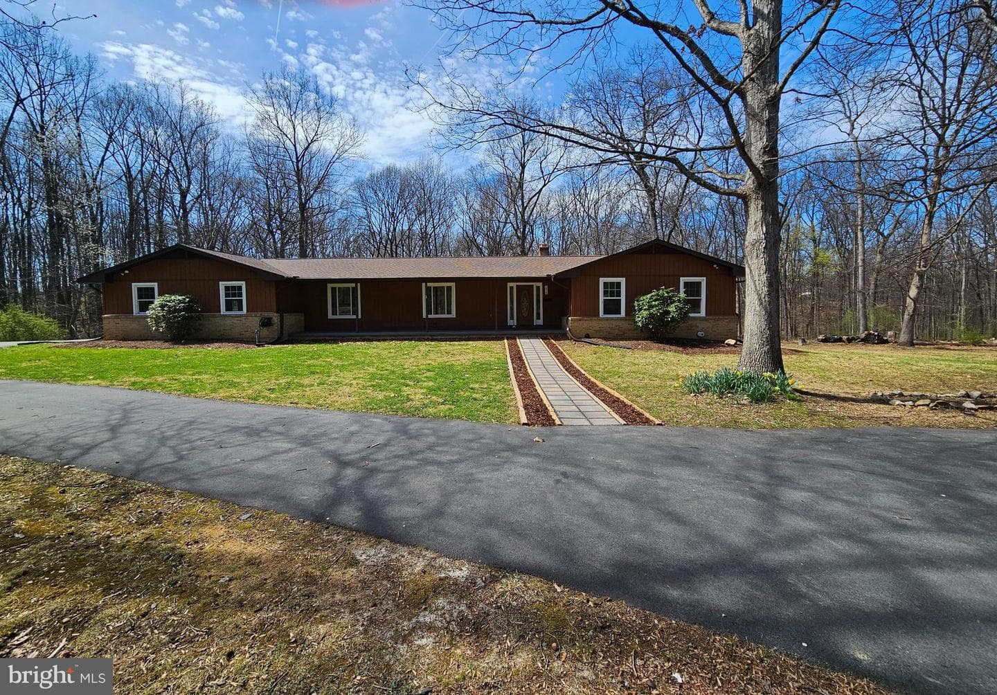 274 Woodside Lane, Winchester