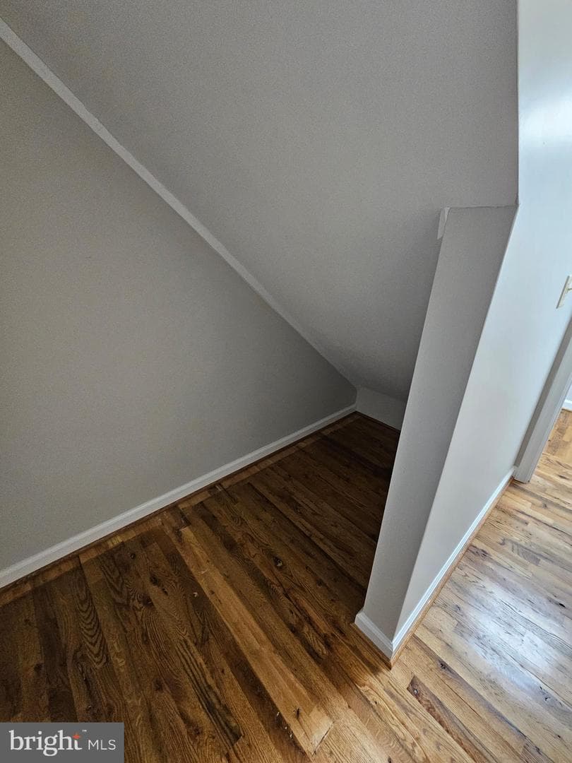 274 Woodside Lane photo 57