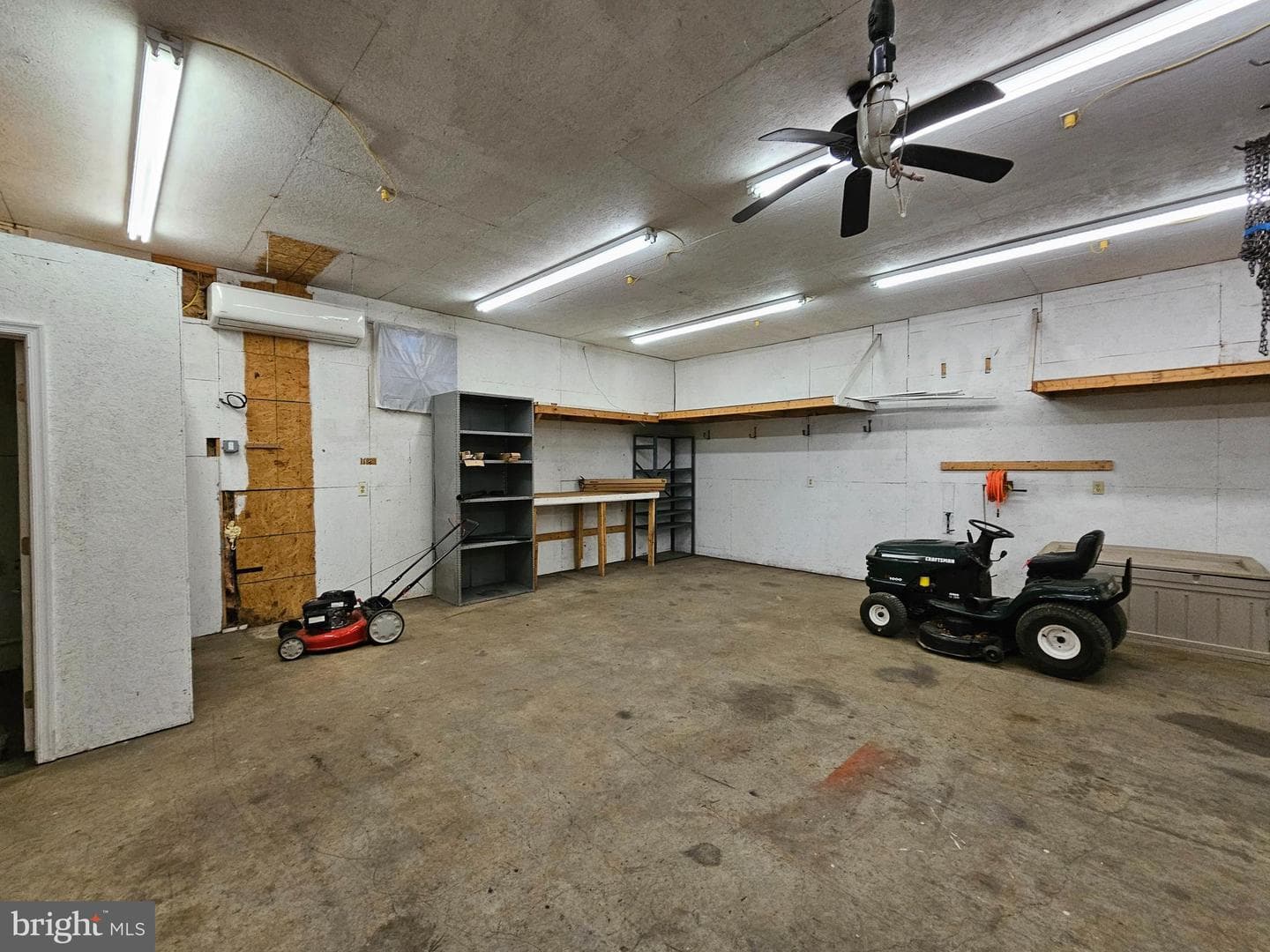 274 Woodside Lane photo 89