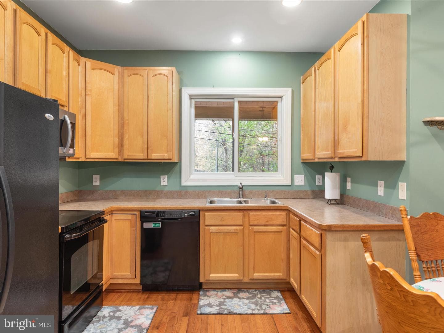 1304 Lakeview Drive photo 13