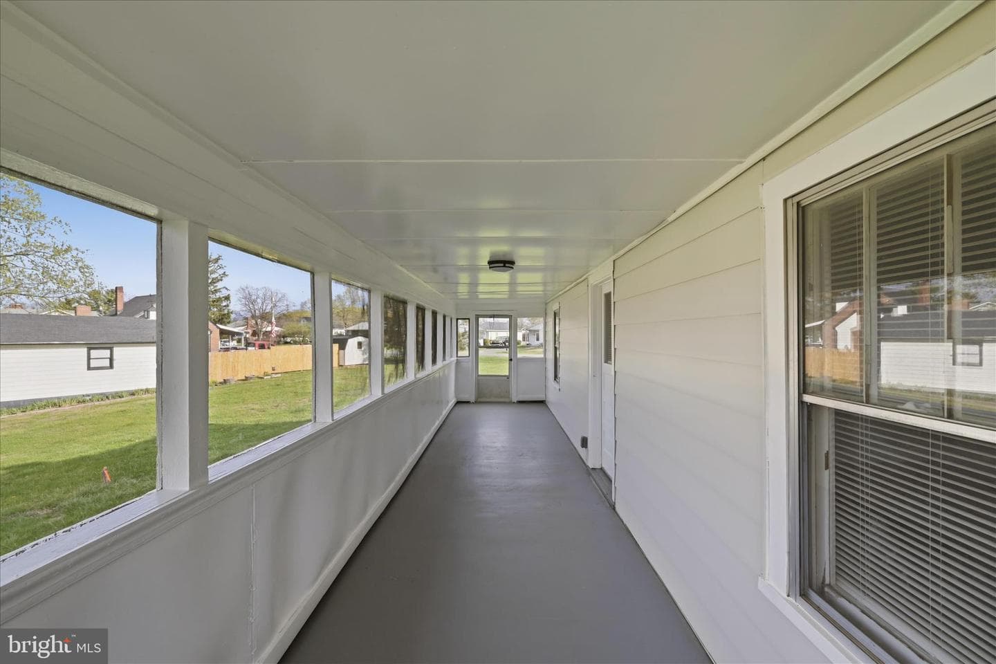155 Royal Avenue photo 40