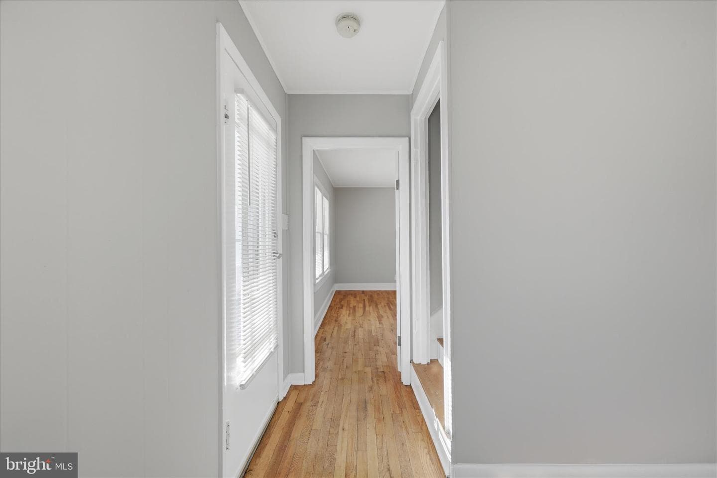 155 Royal Avenue photo 9