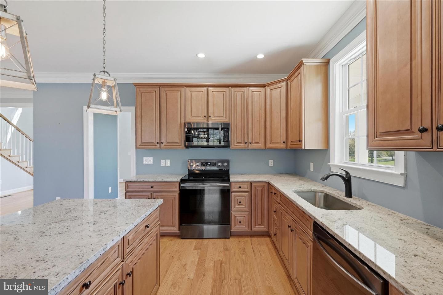 325 Dehaven Drive photo 20