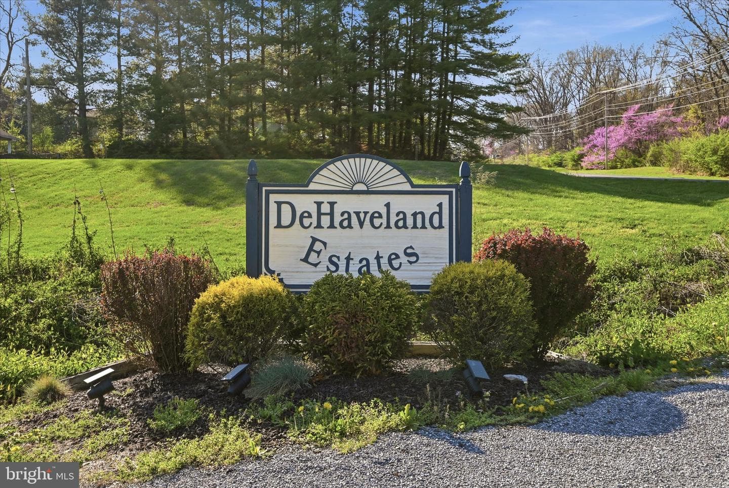 325 Dehaven Drive photo 75