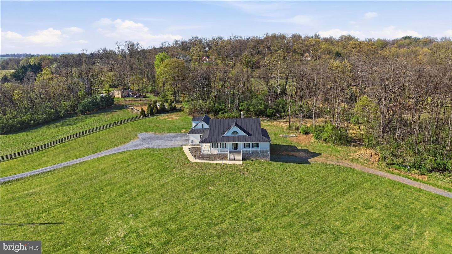 325 Dehaven Drive photo 80