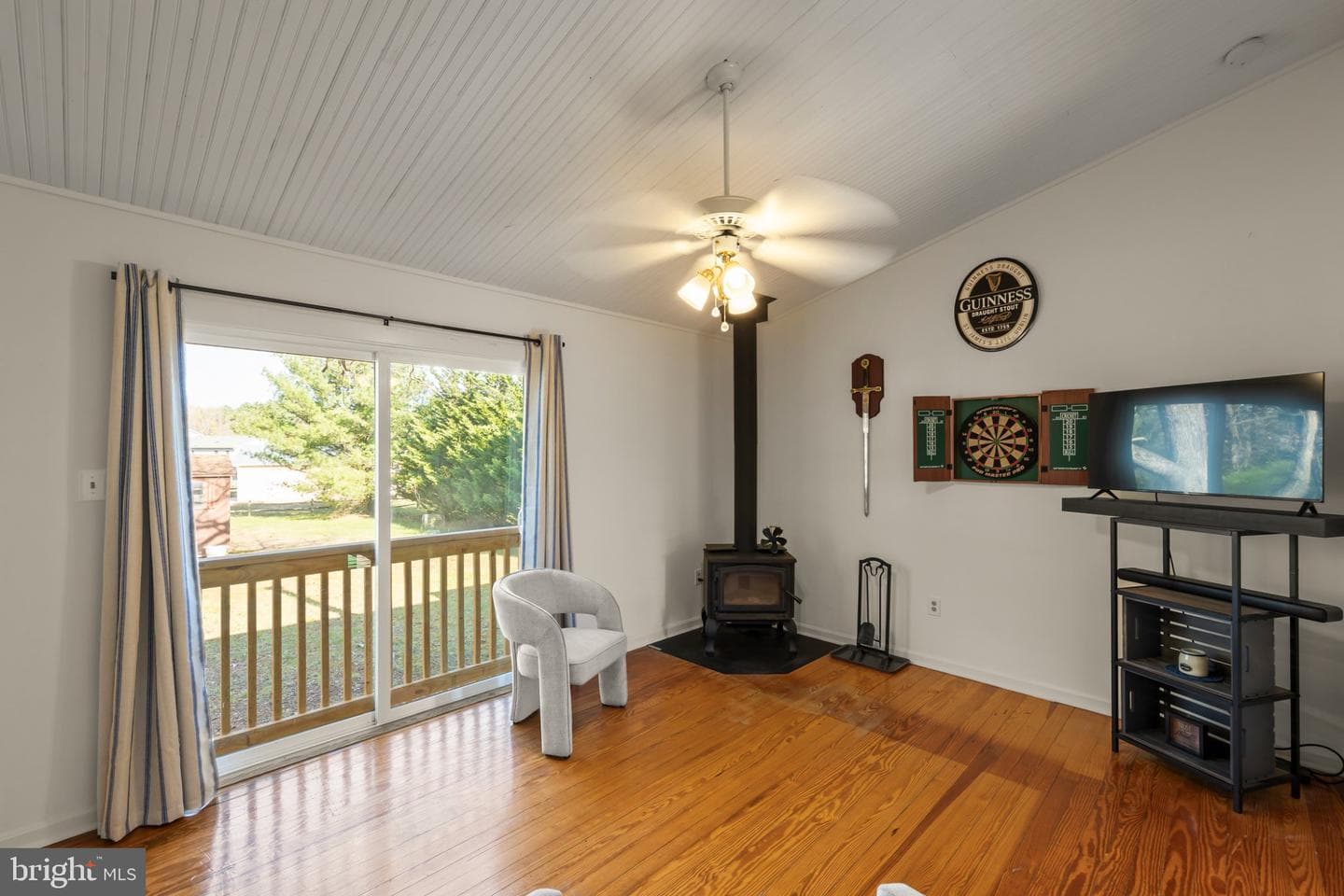 106 Greenwood Court photo 14