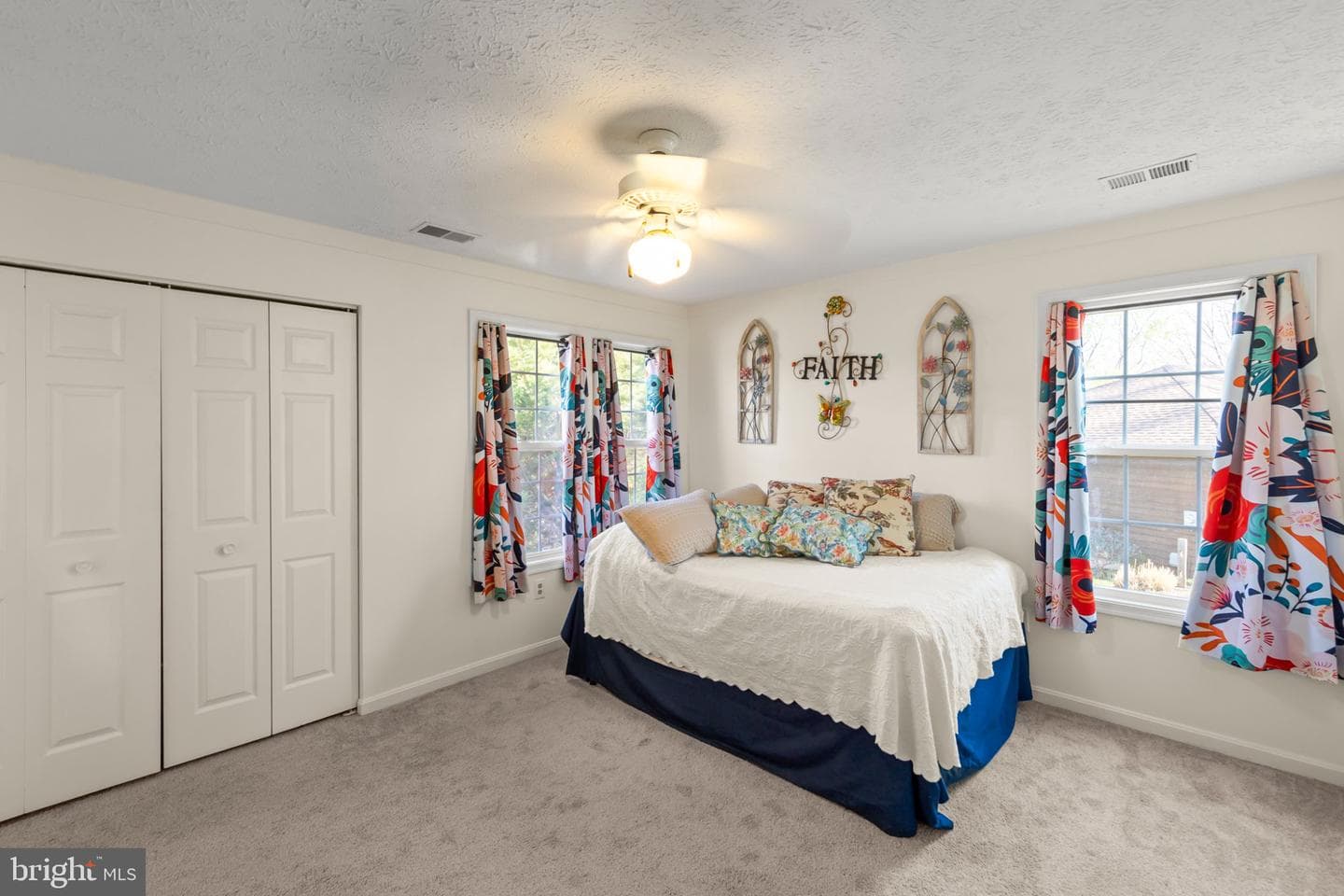 106 Greenwood Court photo 23