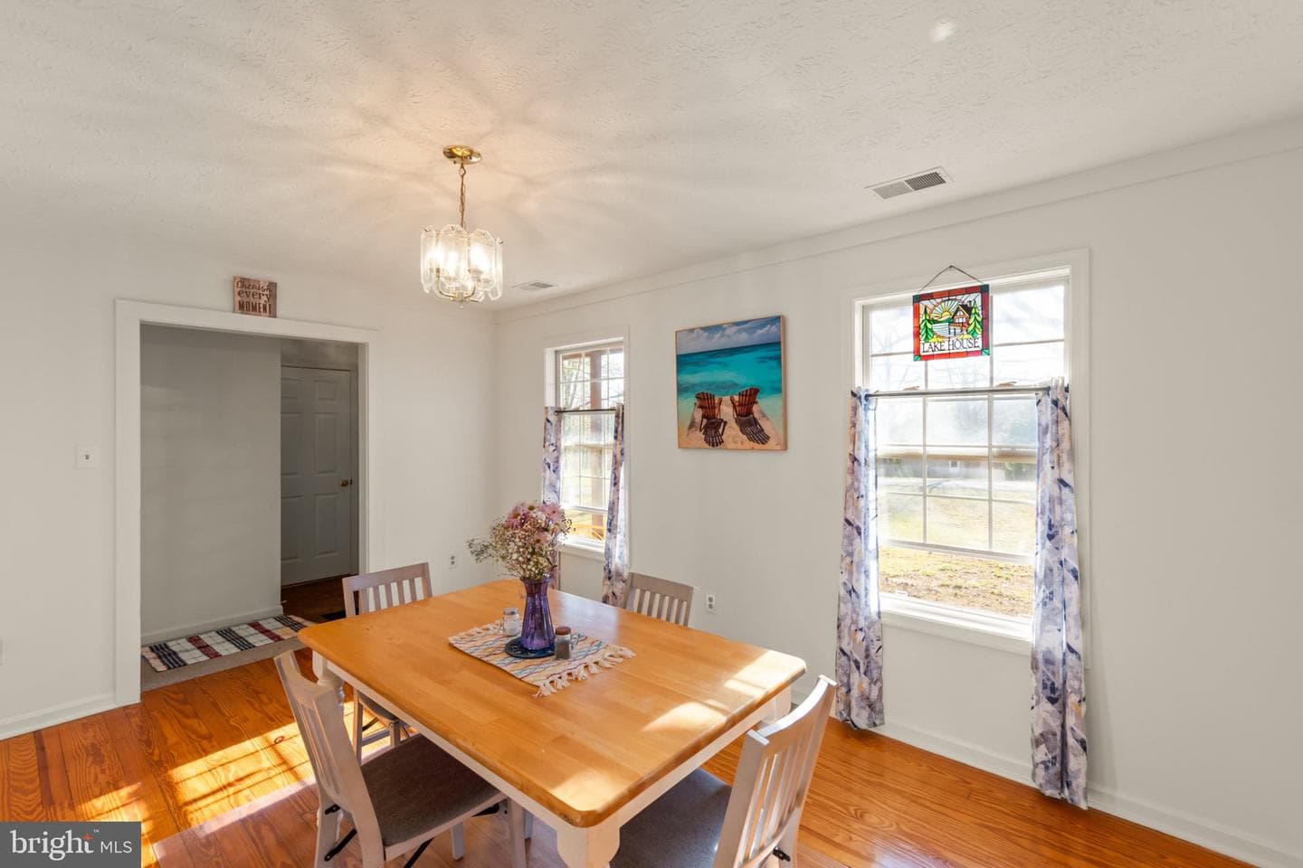 106 Greenwood Court photo 5