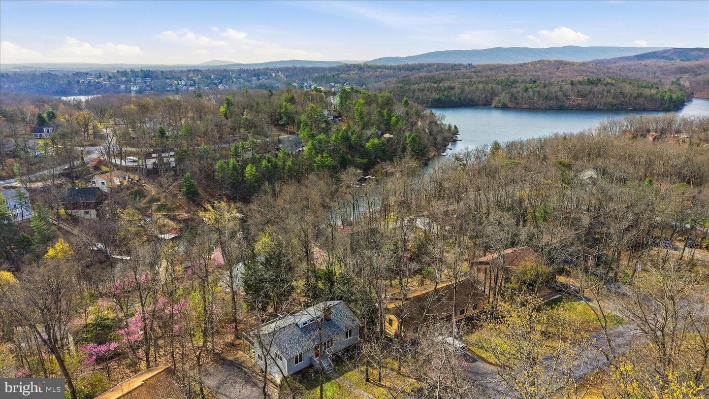 634 Lakeview Drive photo 63