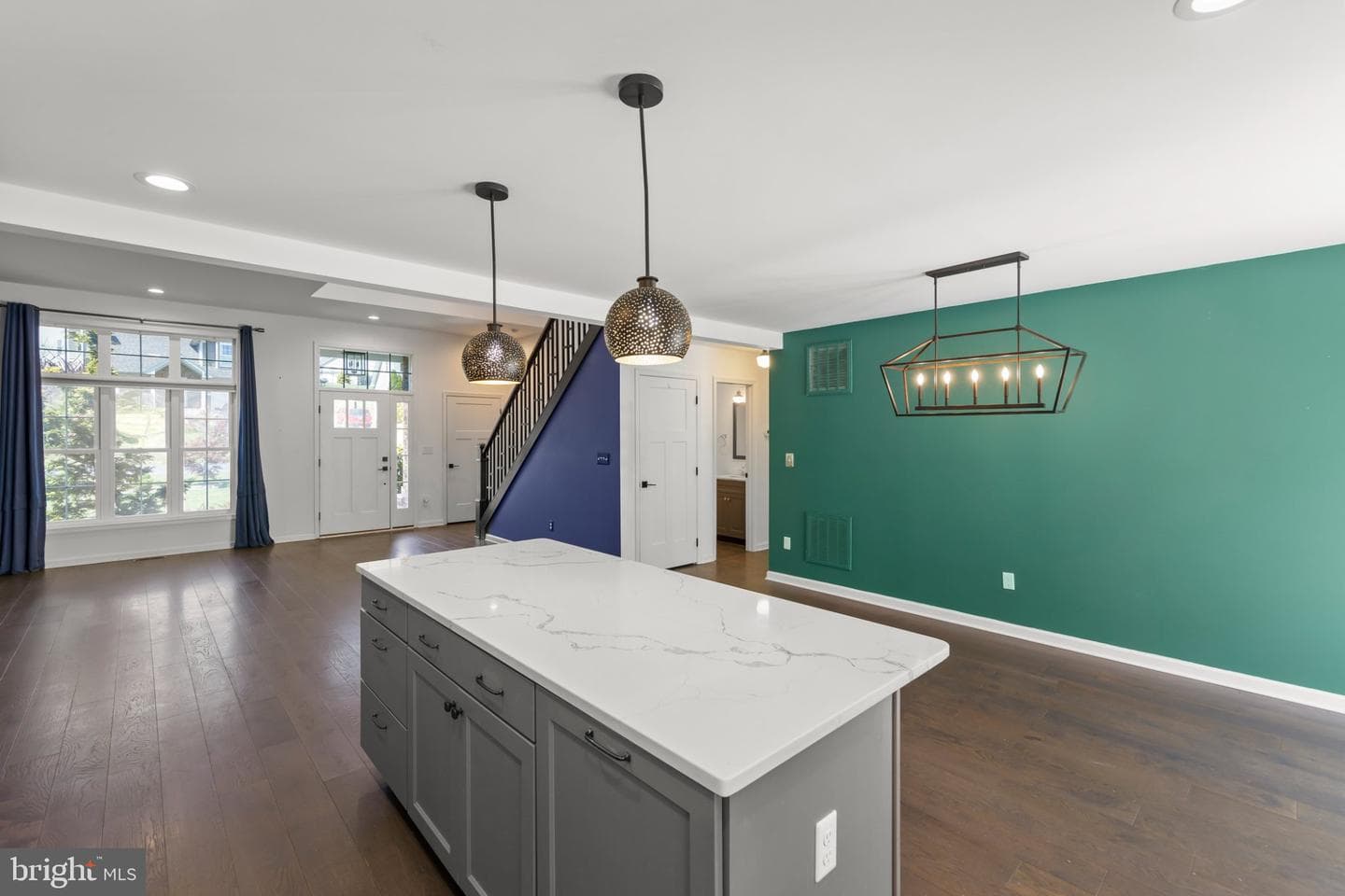 112 Colonial Drive photo 10