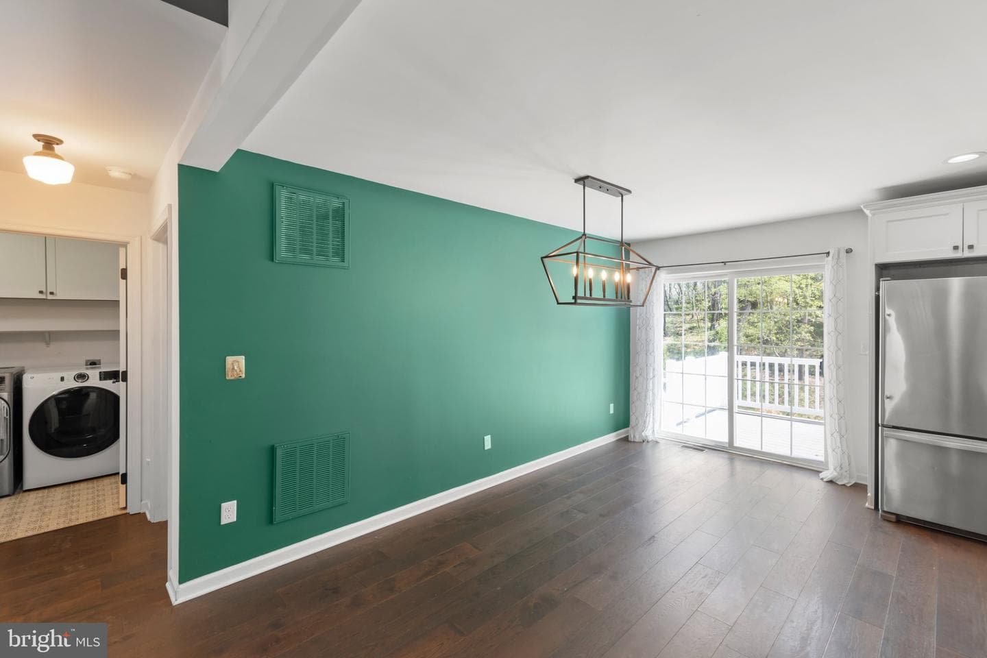112 Colonial Drive photo 11