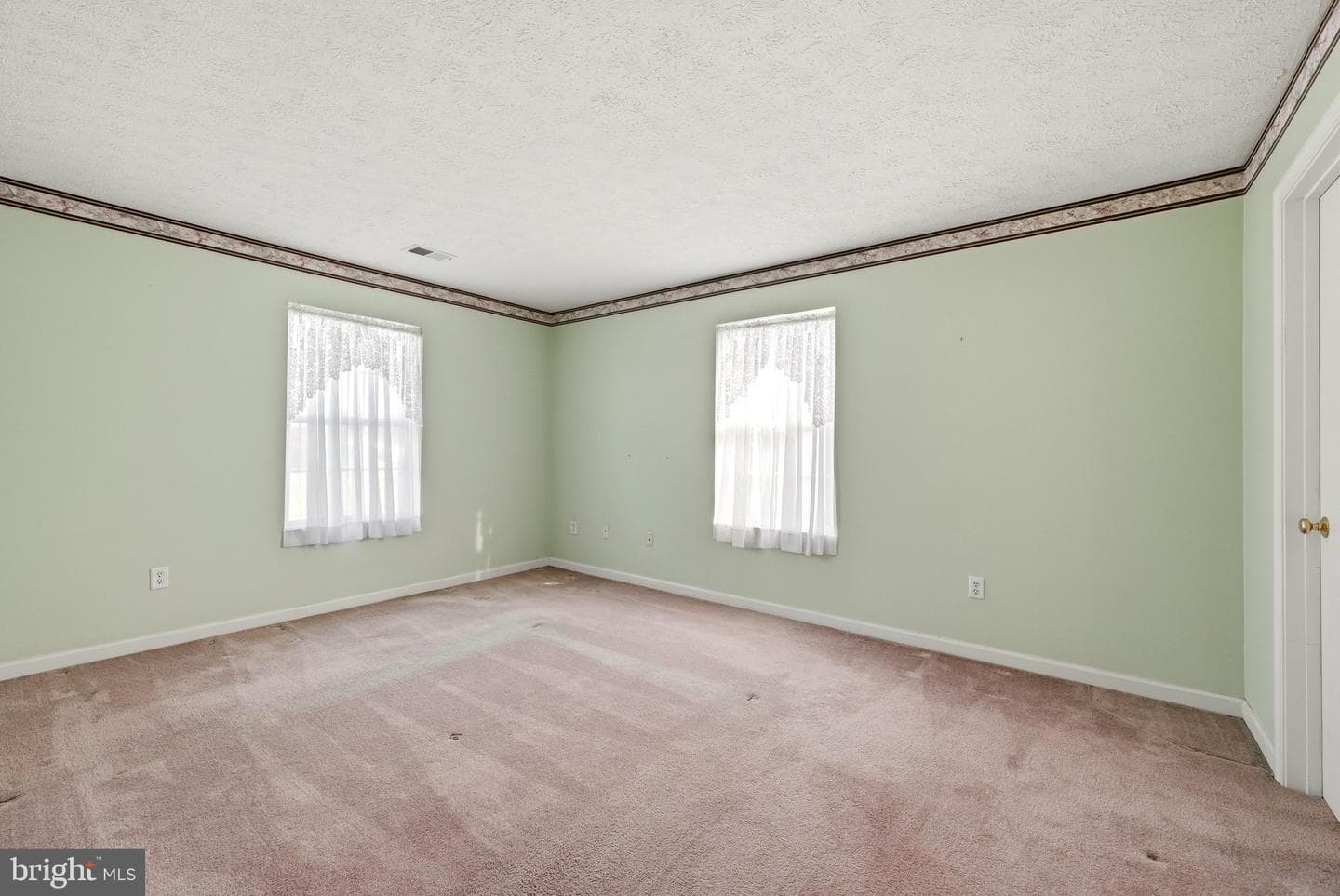 121 Brookland Court #8 photo 44