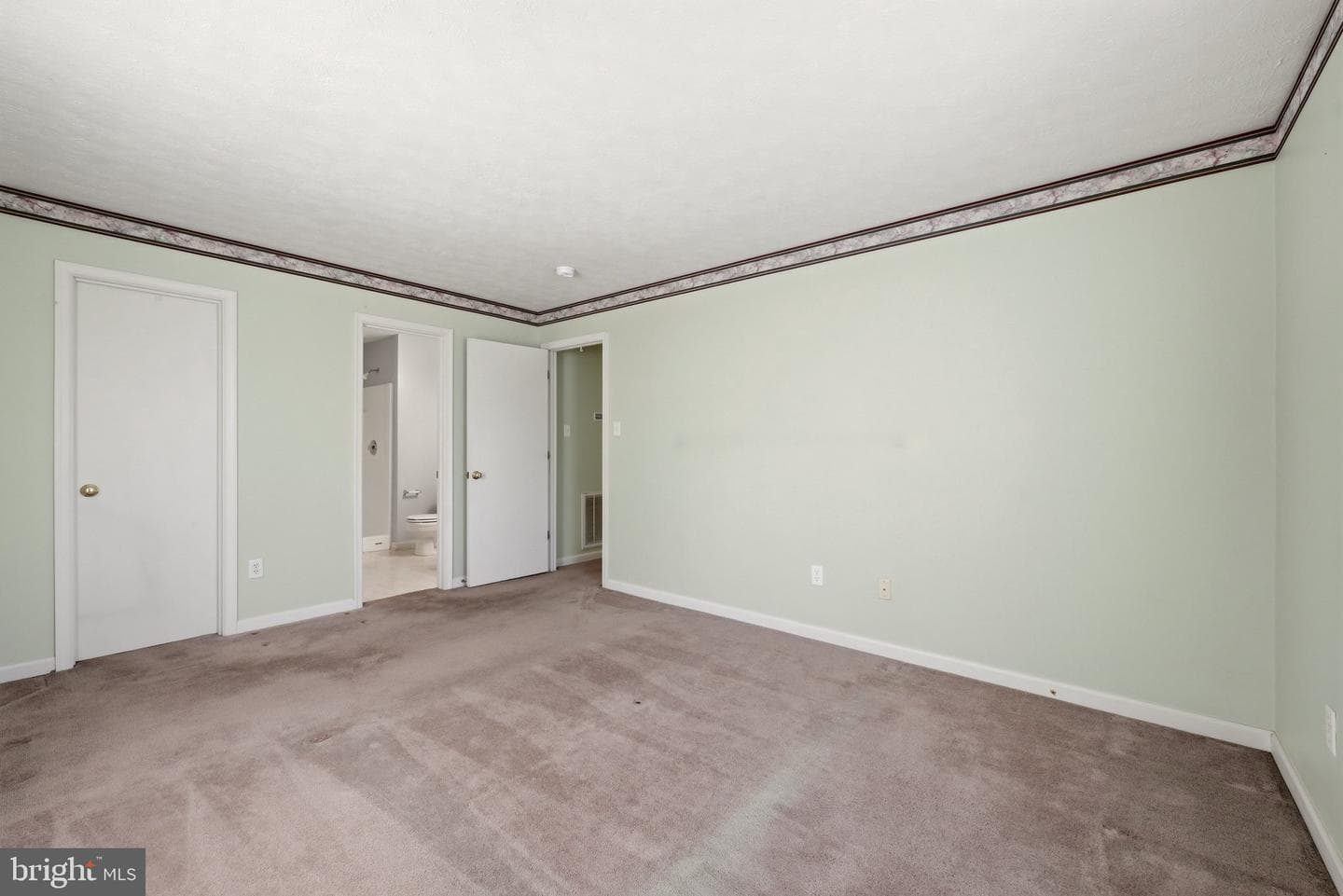 121 Brookland Court #8 photo 45