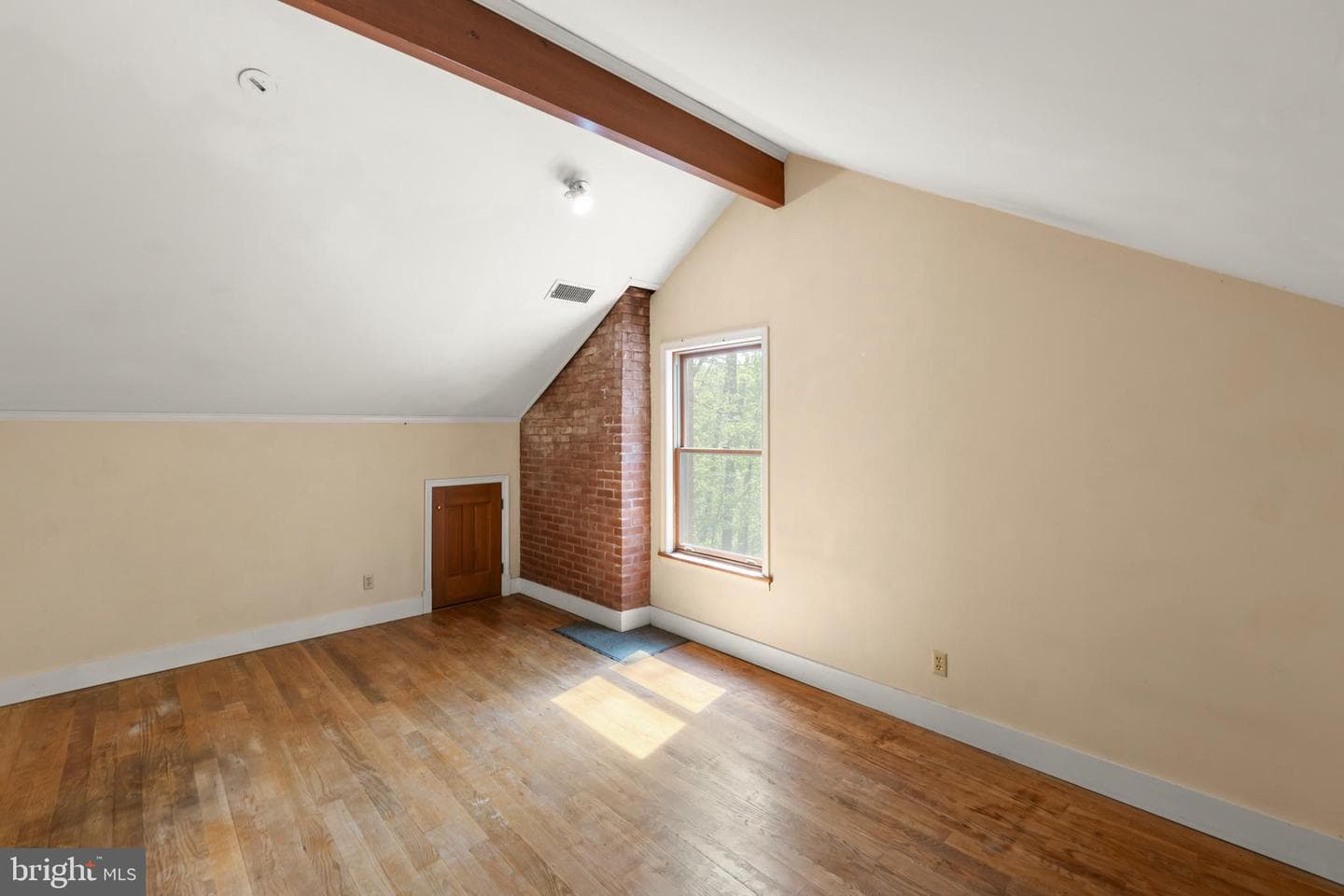 221 Settlers Lane photo 30
