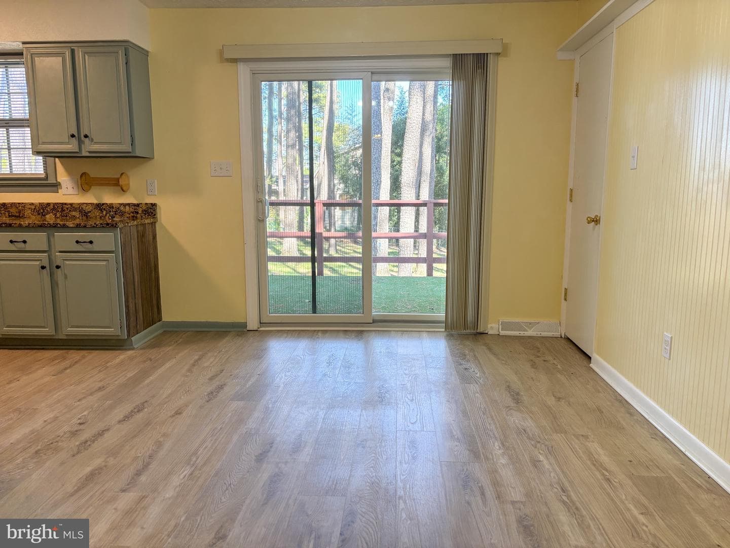 102 Carroll Drive photo 9