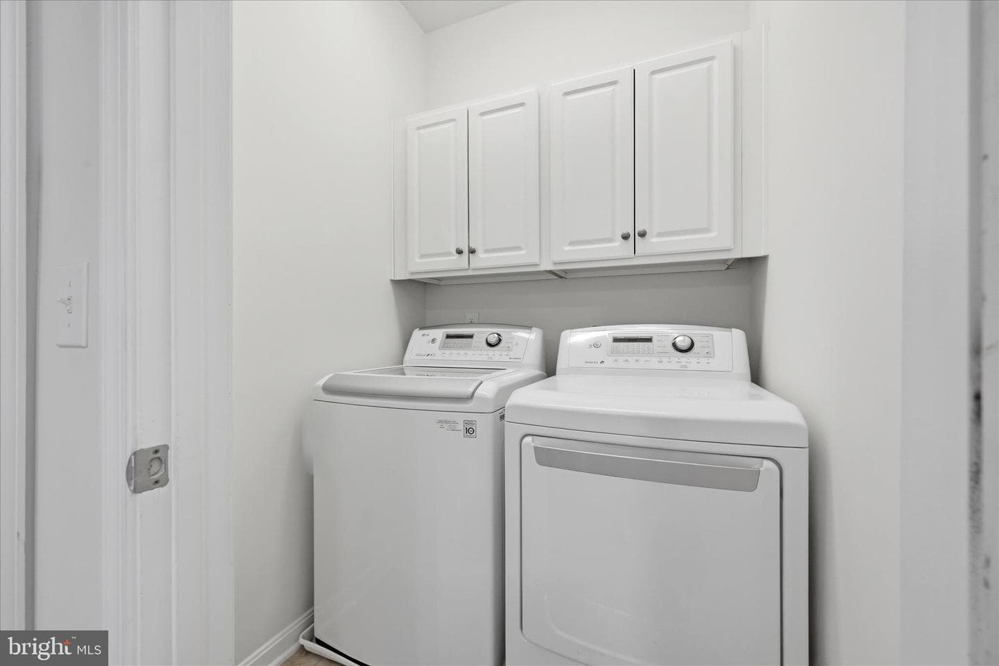 223 Dartmoor Drive photo 41