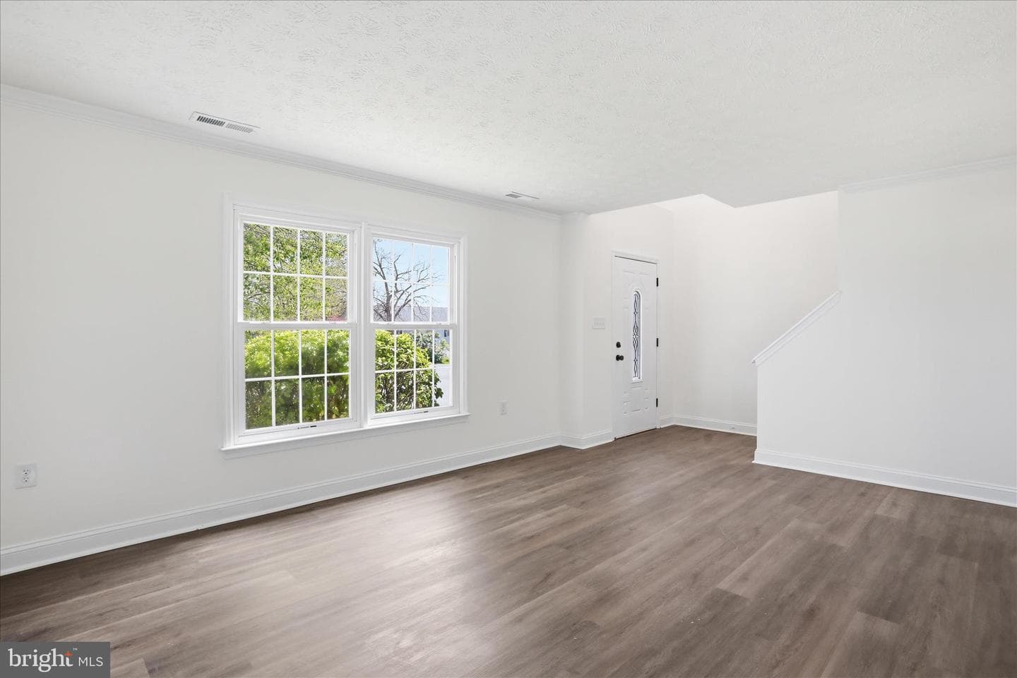 239 Nightingale Avenue photo 18