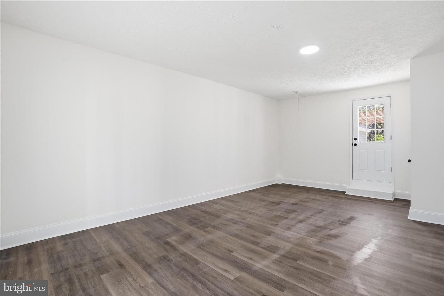 239 Nightingale Avenue photo 33