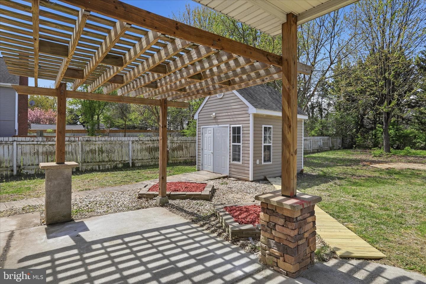 239 Nightingale Avenue photo 39