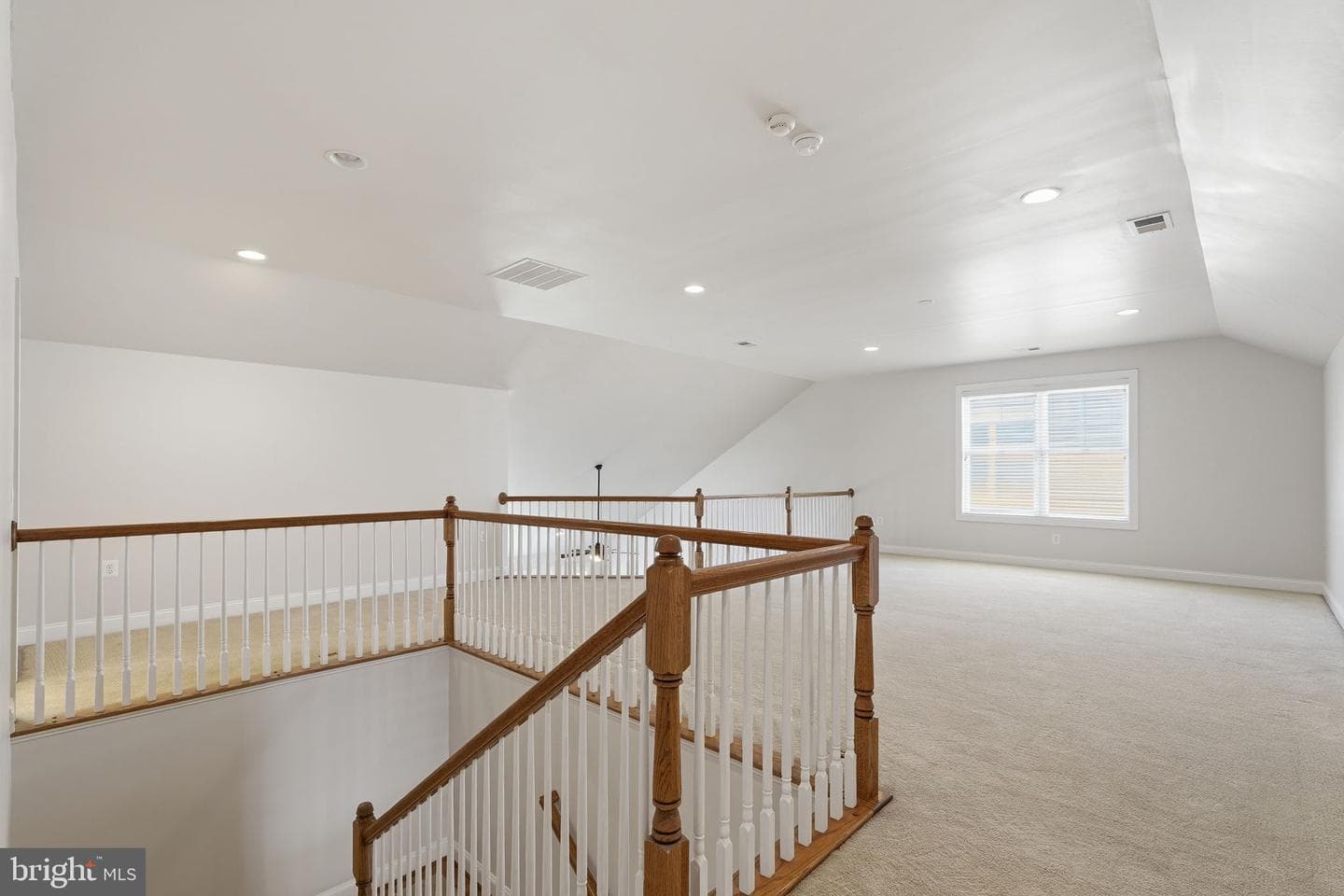 117 Harvester Drive photo 38